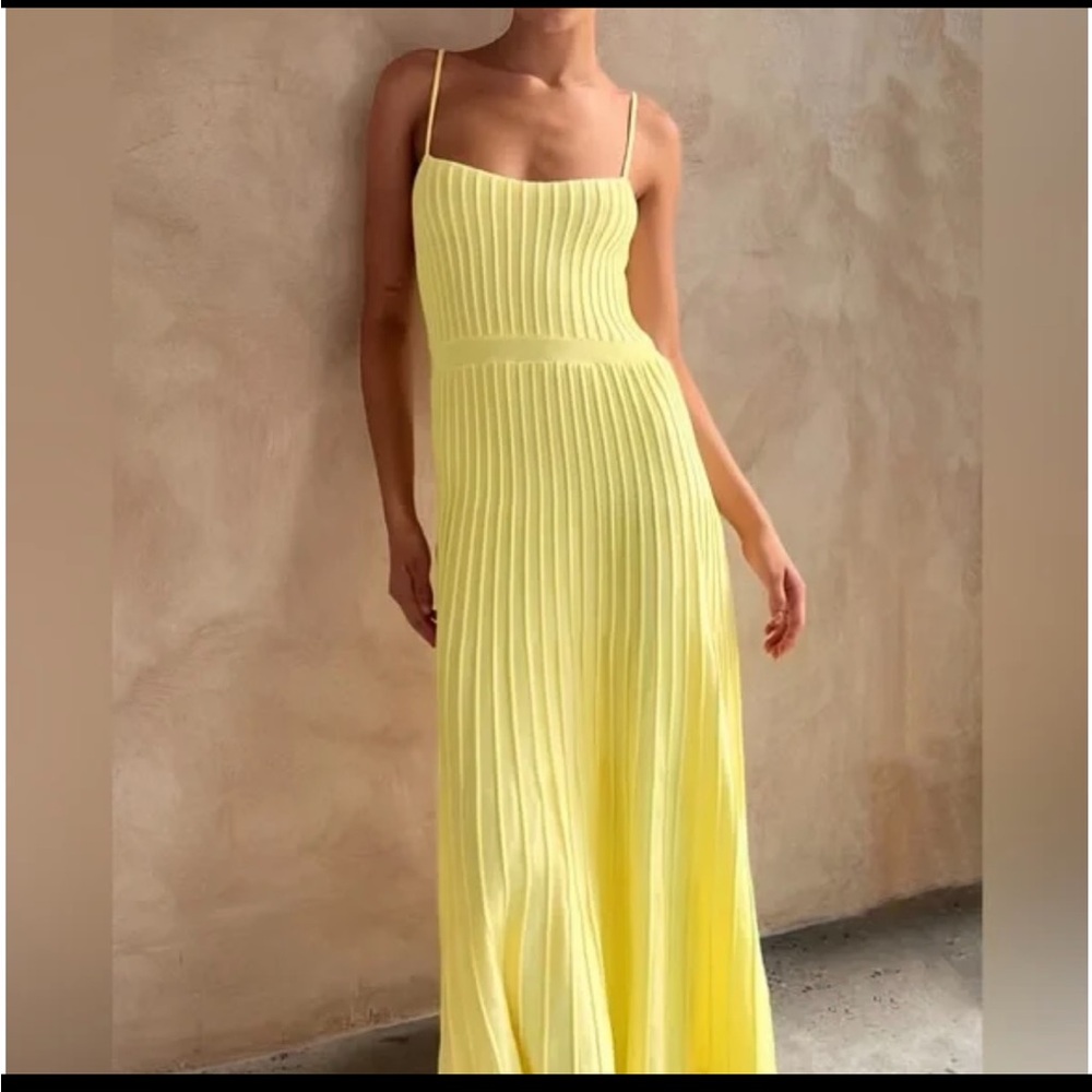 Commense Yellow Pleated Maxi Dress